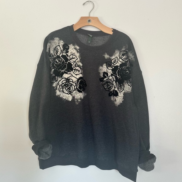 Brand New Sweatshirt - Picture 1 of 3